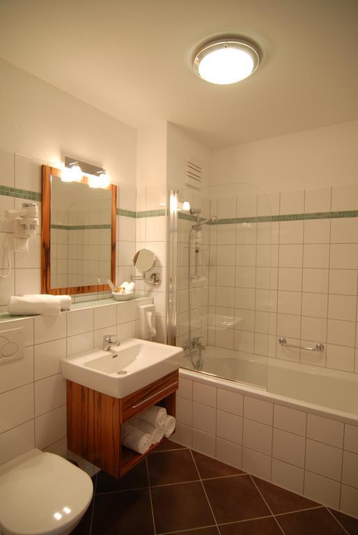 Winzerhotel Gumpoldskirchen Habitación foto